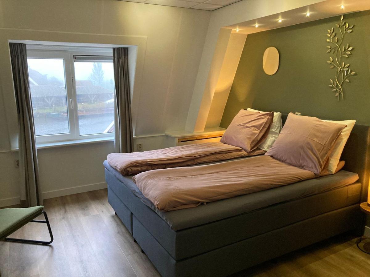 Hotel Воркум Экстерьер фото